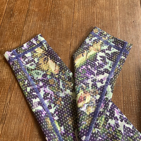 Lululemon Printed Leggings Size 4 - Picture 2 of 5